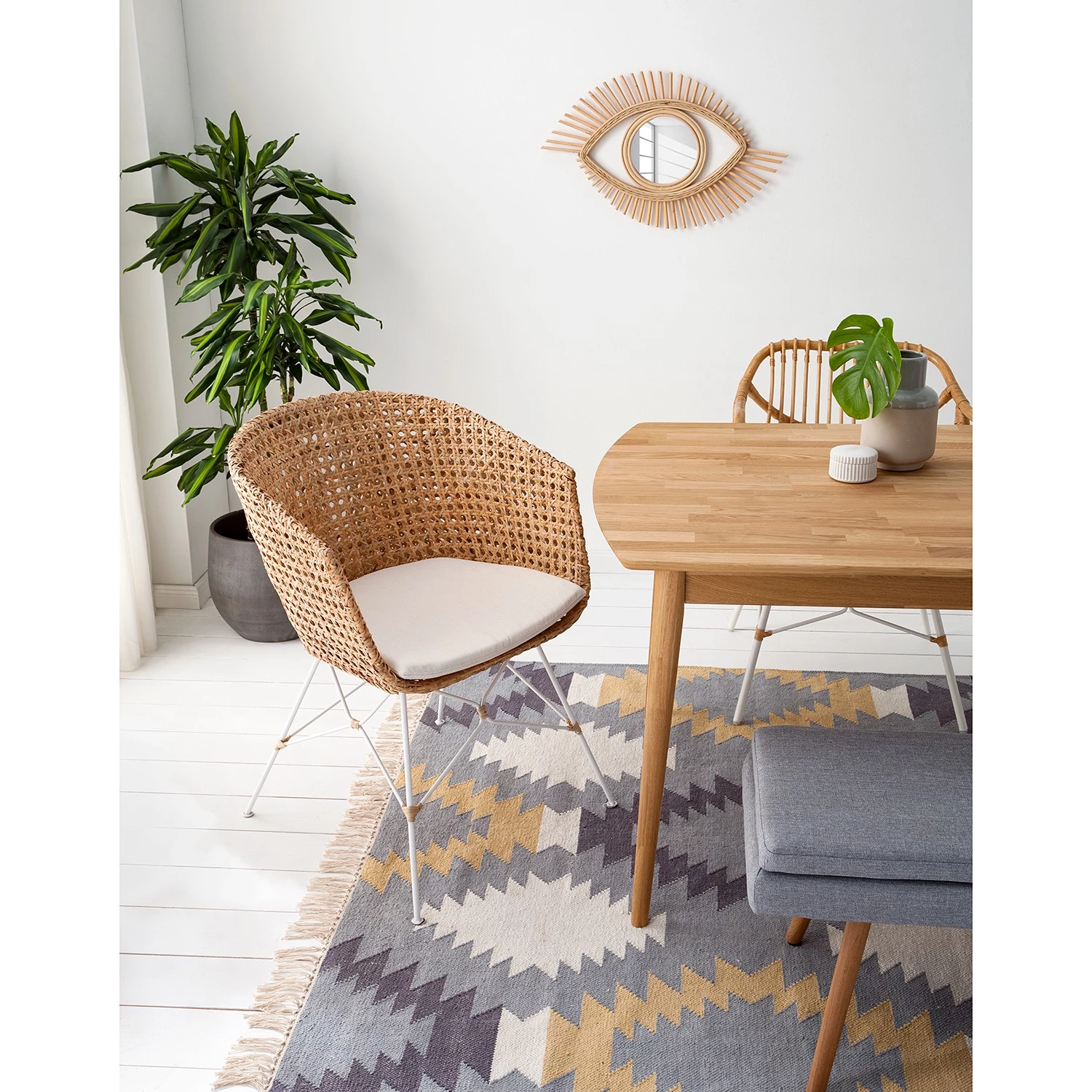 Mørteens Armlehnenstuhl Nokomai - (inkl. Sitzkissen) - Rattan / Metall - Rattan / Weiß 3 Mørteens Armlehnenstuhl Nokomai - (inkl. Sitzkissen) - Rattan / Metall - Rattan / Weiß – Bild 3