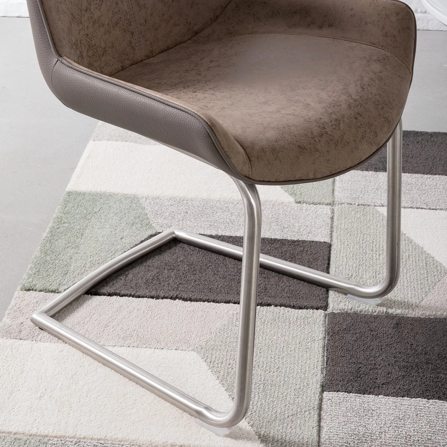 Fredriks Freischwinger Saval (2er-Set) - Vintage Braun 12 Fredriks Freischwinger Saval (2er-Set) - Vintage Braun – Bild 12