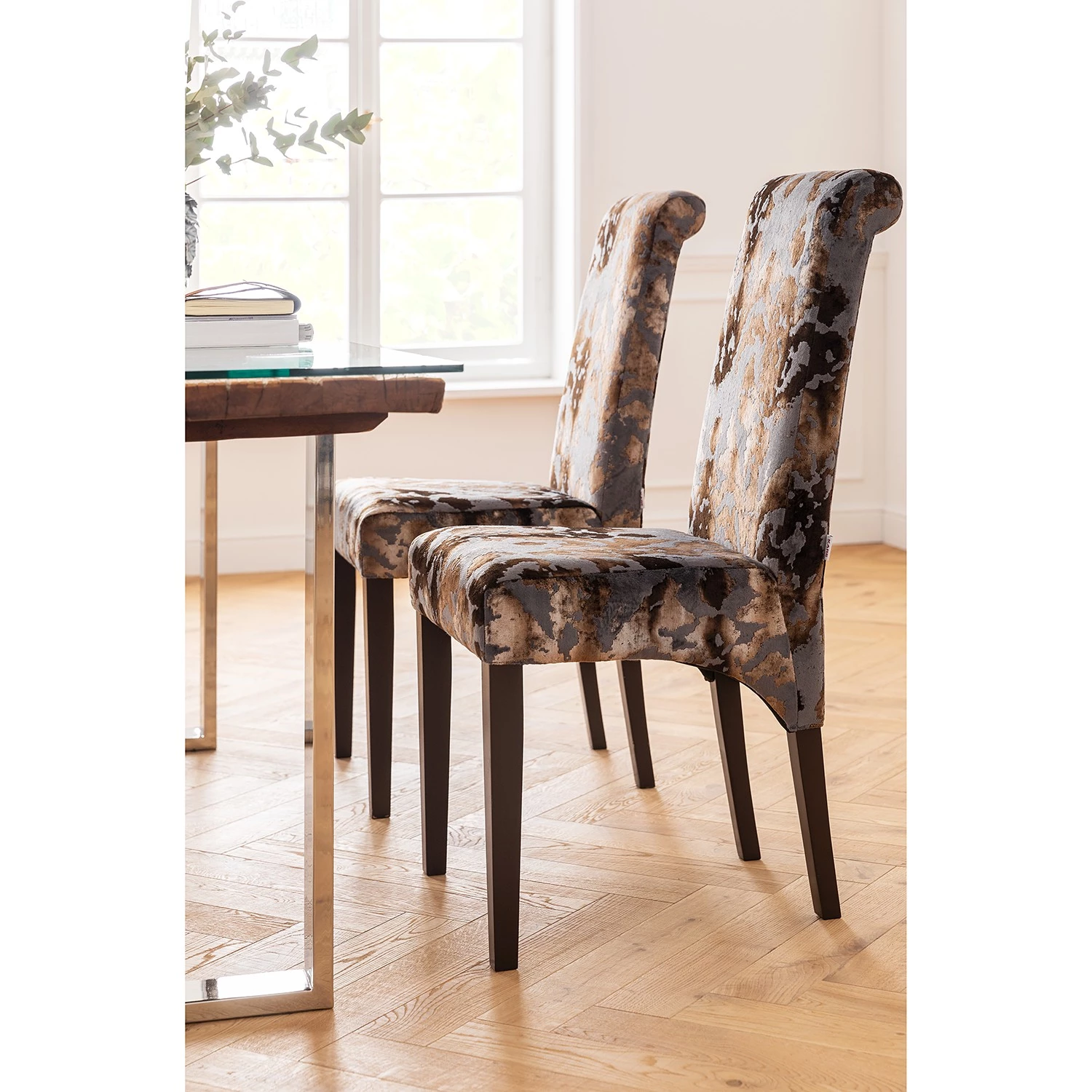 Kare Design Polsterstuhl Chiara Sublime - Samt / Buche massiv - Braun / Buche Dunkel 4 Kare Design Polsterstuhl Chiara Sublime - Samt / Buche massiv - Braun / Buche Dunkel – Bild 4