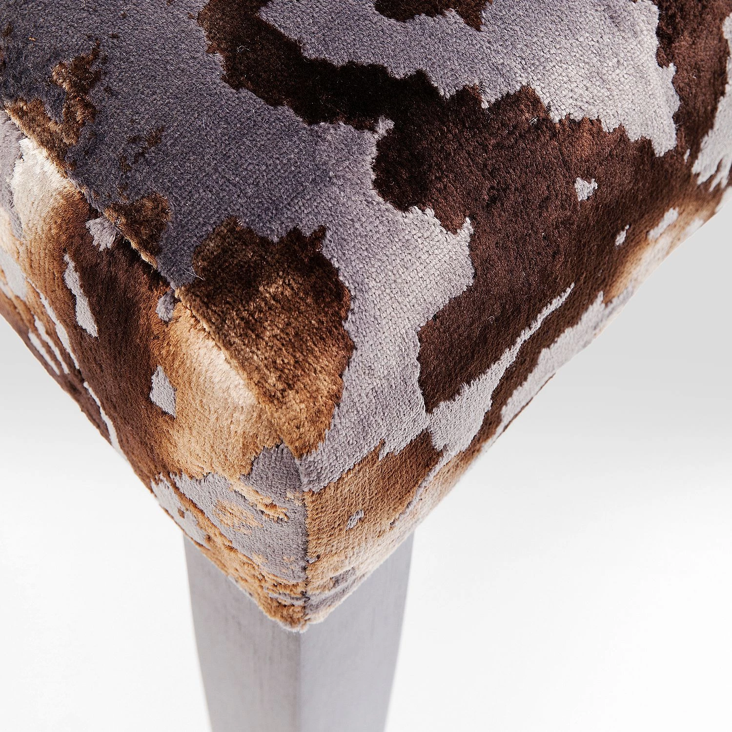 Kare Design Polsterstuhl Chiara Sublime - Samt / Buche massiv - Braun / Buche Dunkel 11 Kare Design Polsterstuhl Chiara Sublime - Samt / Buche massiv - Braun / Buche Dunkel – Bild 11