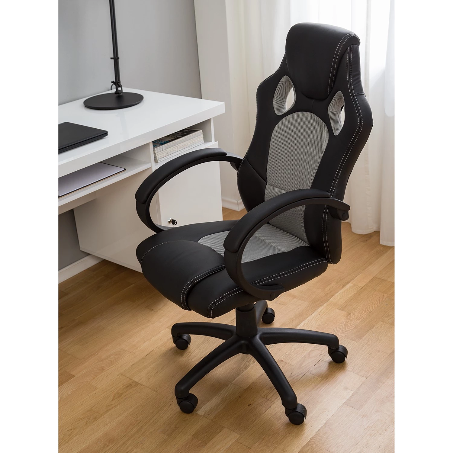 Furnitive Gaming Chair Livaro - Kunstleder & Mesh / Kunststoff - Schwarz / Grau 3 Furnitive Gaming Chair Livaro - Kunstleder & Mesh / Kunststoff - Schwarz / Grau – Bild 3