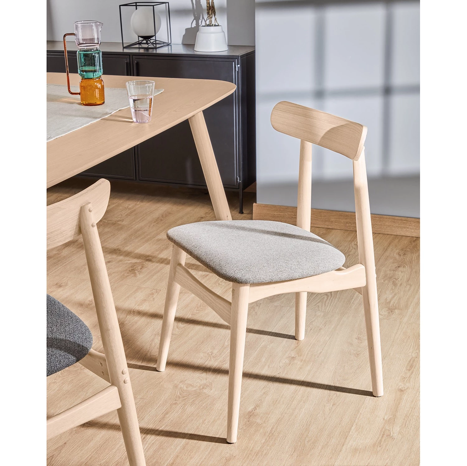 Norrwood Esszimmerstuhl Apukka (2er-Set) - Webstoff / Gummibaum massiv - Sahara 2 Norrwood Esszimmerstuhl Apukka (2er-Set) - Webstoff / Gummibaum massiv - Sahara – Bild 2