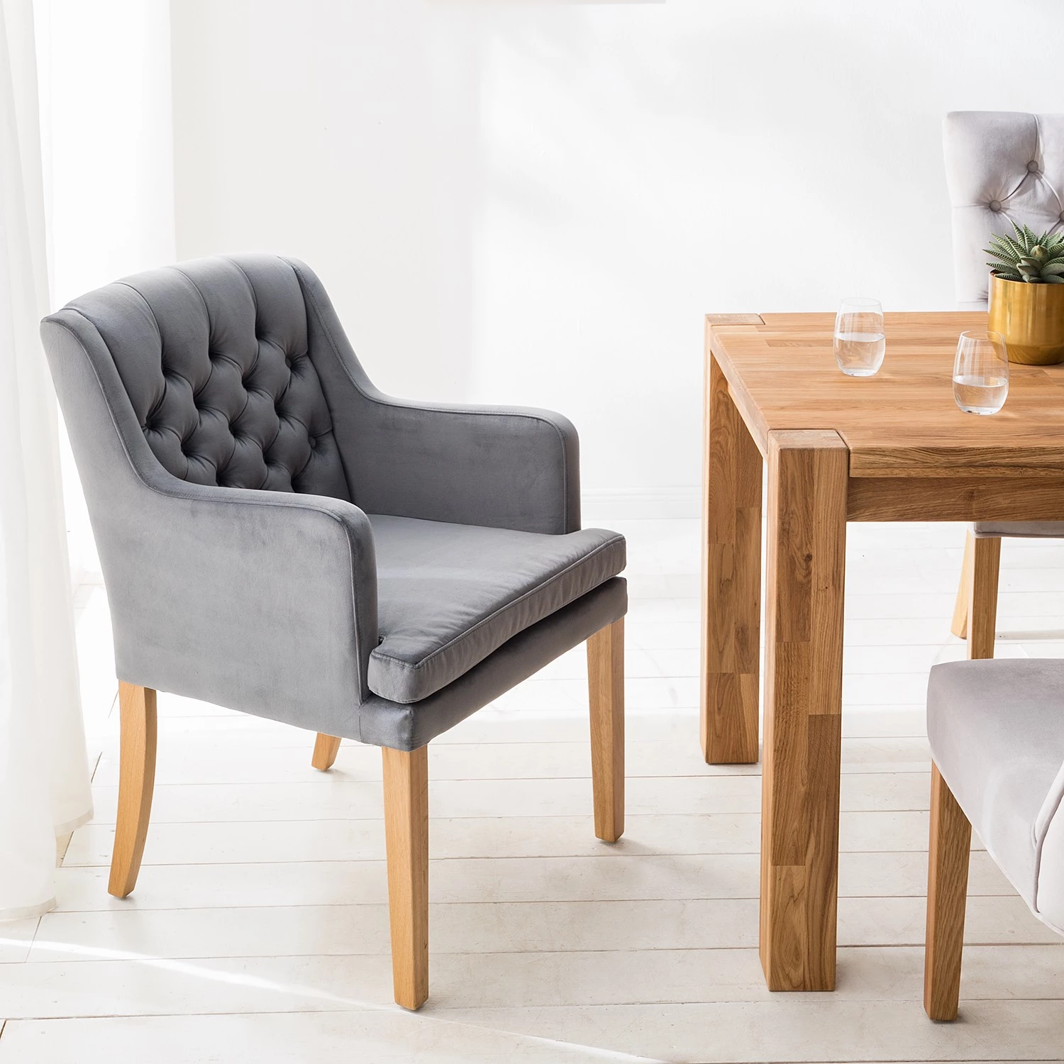 Maison Belfort Armlehnenstuhl Austin II - Grau - Eiche Hell 3 Maison Belfort Armlehnenstuhl Austin II - Grau - Eiche Hell – Bild 3