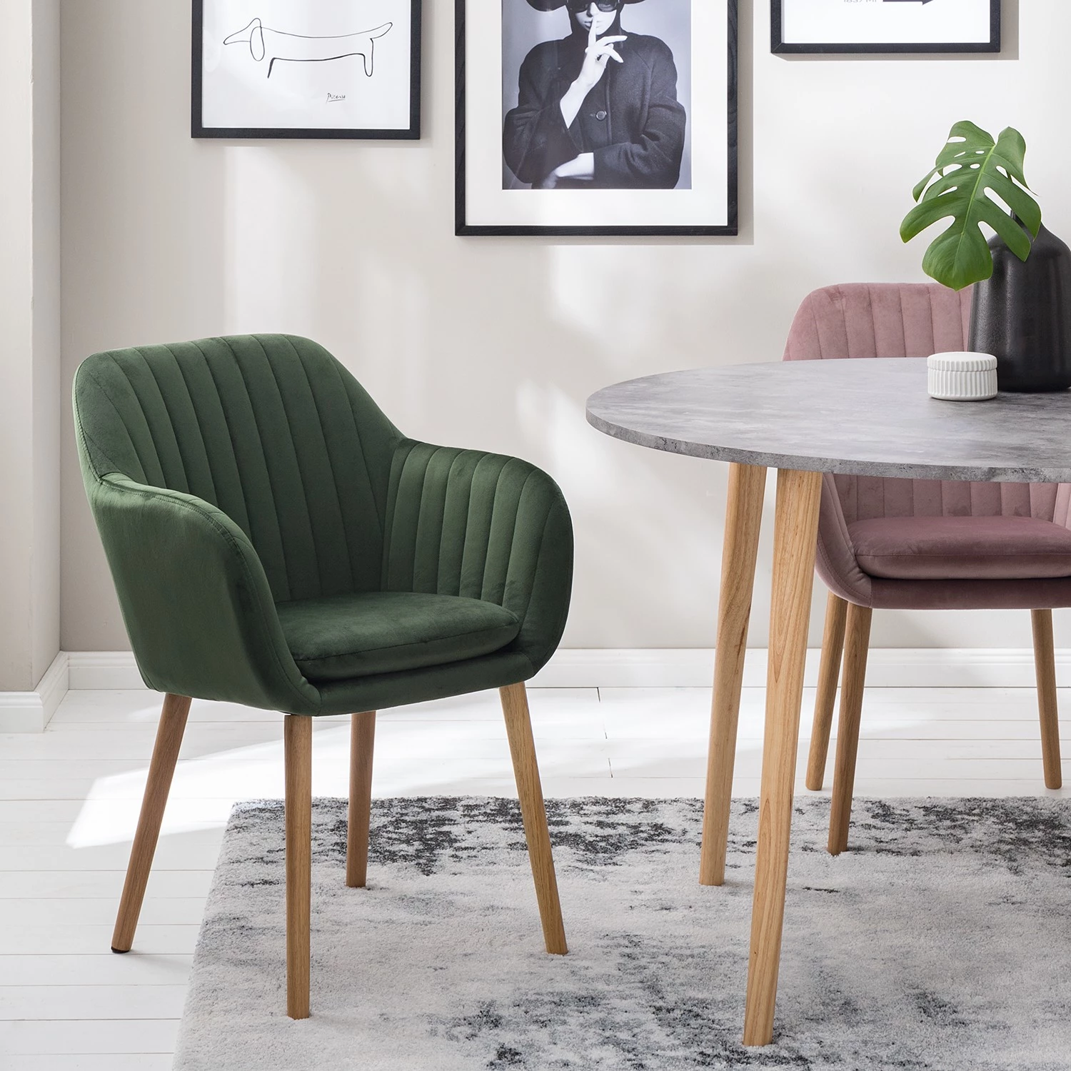 Mørteens Armlehnenstuhl Tilanda - Samt Kemi: Dunkelgrün - 2er Set 2 Mørteens Armlehnenstuhl Tilanda - Samt Kemi: Dunkelgrün - 2er Set – Bild 2