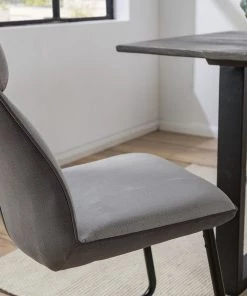 Fredriks Freischwinger Altoona (2er-Set) - Flachgewebe / Metall - Dunkelgrau & Hellgrau / Matt Schwarz -Deutschland Stühle Verkaufs-Shop 1000285150 220819 045 DETAILS P000000001000285150