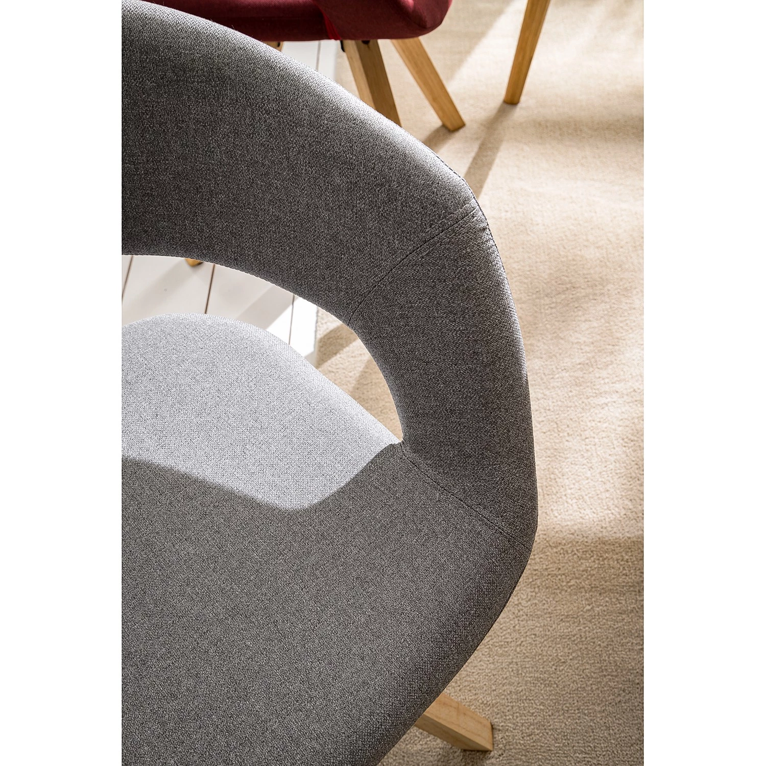 Mørteens Armlehnenstuhl Buggio - Webstoff / Gummibaum massiv - Webstoff Cors: Granit - 2er Set 12 Mørteens Armlehnenstuhl Buggio - Webstoff / Gummibaum massiv - Webstoff Cors: Granit - 2er Set – Bild 12