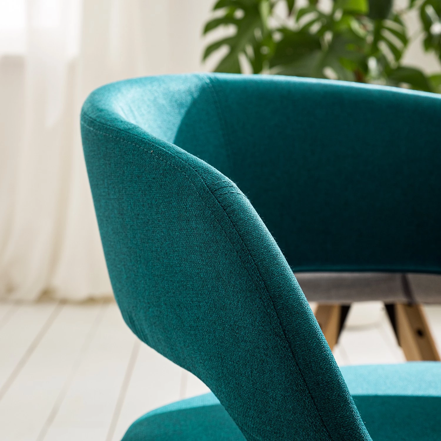 Mørteens Armlehnenstuhl Buggio - Webstoff / Gummibaum massiv - Webstoff Cors: Petrol - 2er Set 19 Mørteens Armlehnenstuhl Buggio - Webstoff / Gummibaum massiv - Webstoff Cors: Petrol - 2er Set – Bild 19