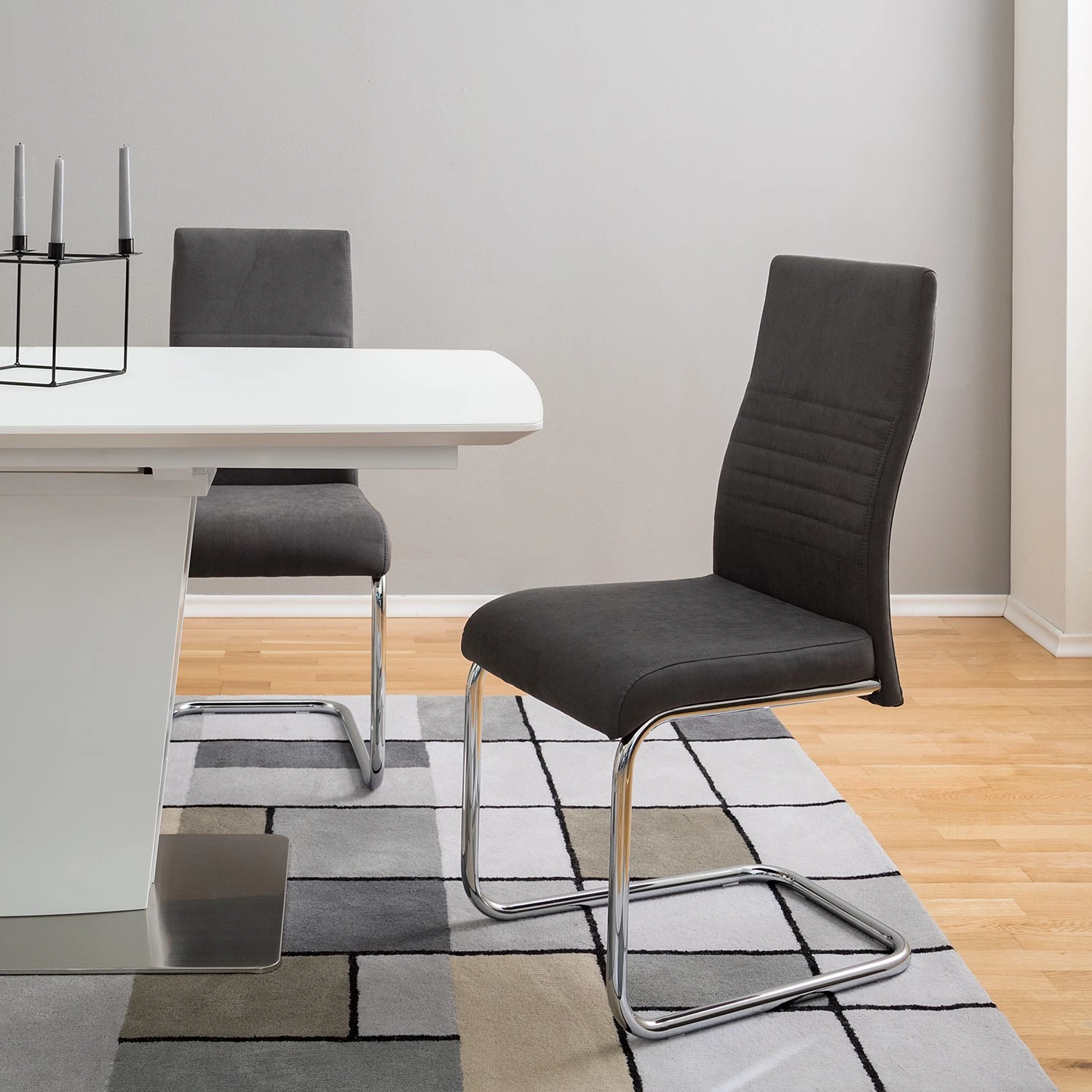 Mooved Freischwinger Claras - Grau - 4er Set 2 Mooved Freischwinger Claras - Grau - 4er Set – Bild 2