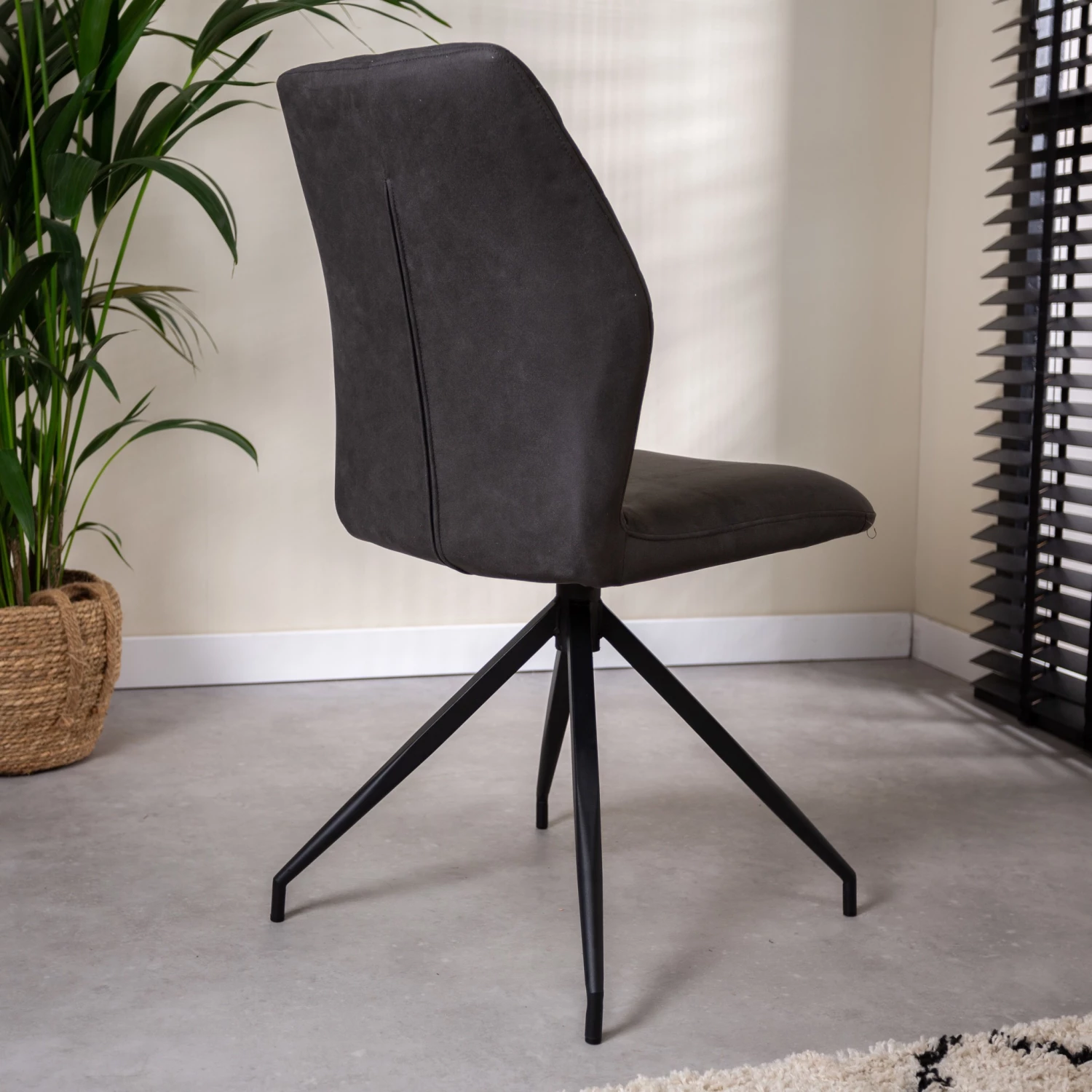 Dimehouse Grizzly Esszimmerstuhl Industrial - Anthrazit 3 Dimehouse Grizzly Esszimmerstuhl Industrial - Anthrazit – Bild 3