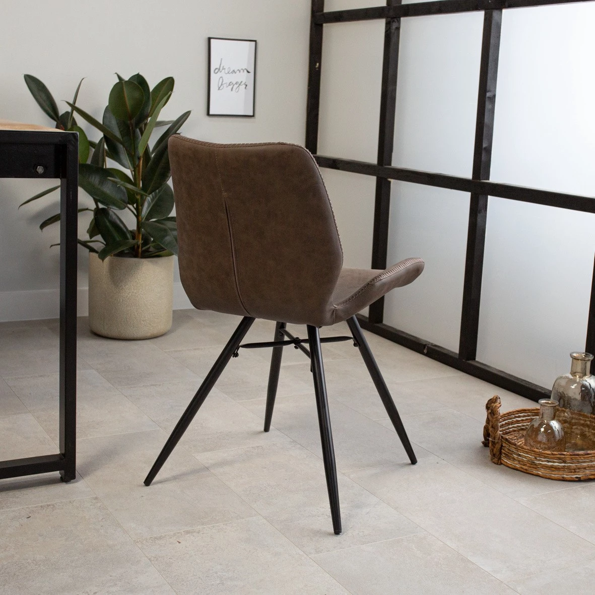 Dimehouse Beau Esszimmerstuhl Industrial - Taupe 4 Dimehouse Beau Esszimmerstuhl Industrial - Taupe – Bild 4