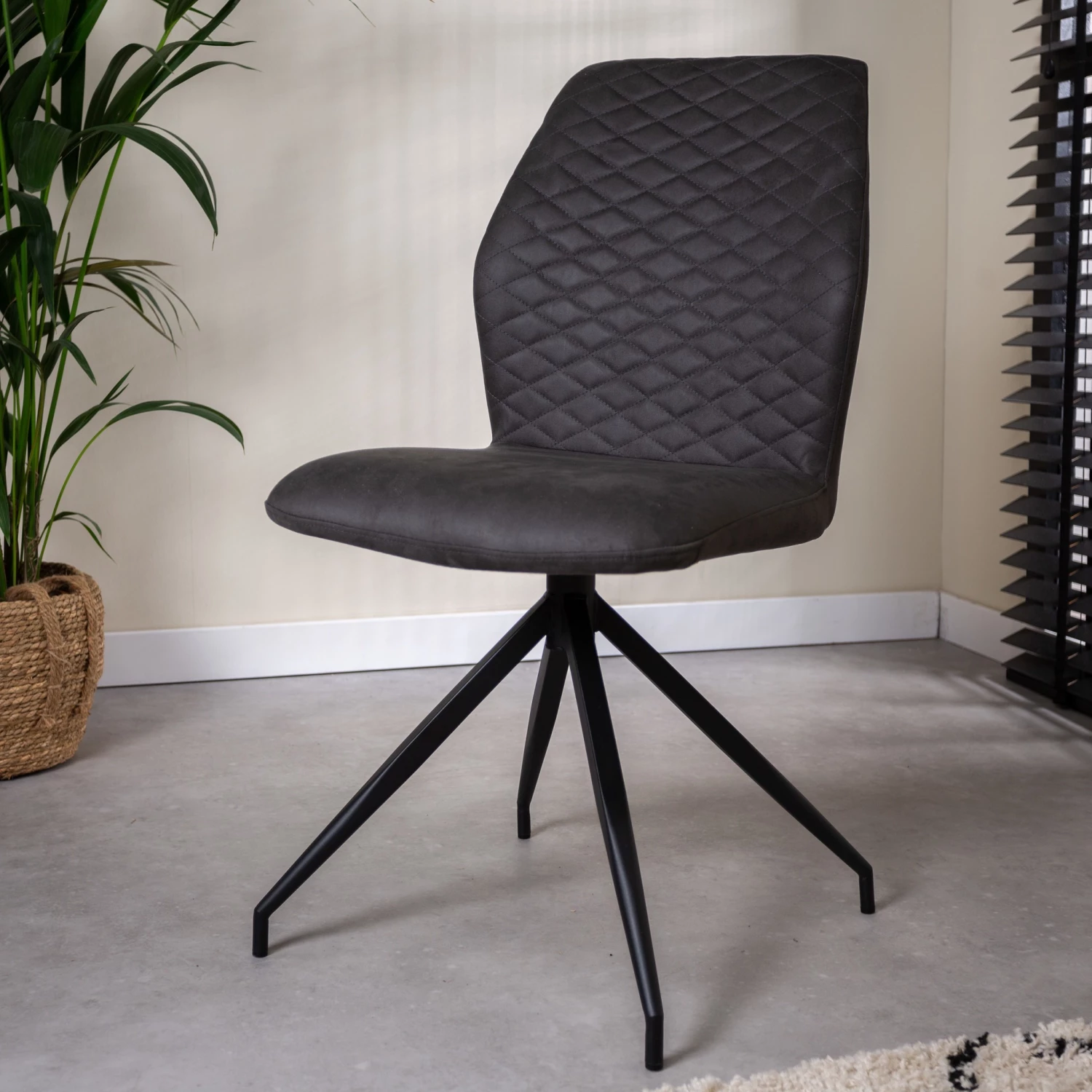 Dimehouse Grizzly Esszimmerstuhl Industrial - Anthrazit 2 Dimehouse Grizzly Esszimmerstuhl Industrial - Anthrazit – Bild 2