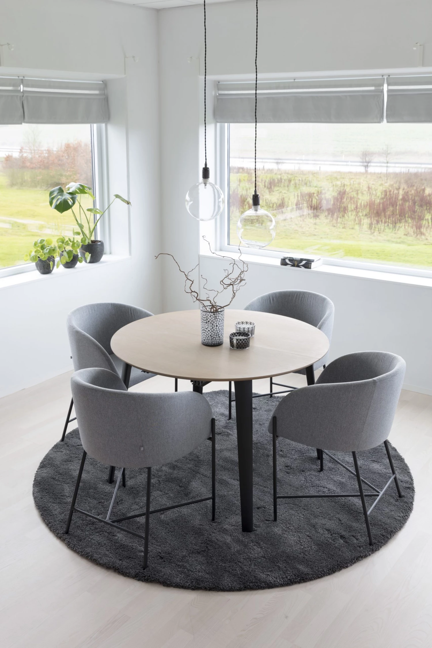 Ebuy24 Neil Esszimmerstuhl hellgrau - Grau - Tiefe: 57 cm 3 Ebuy24 Neil Esszimmerstuhl hellgrau - Grau - Tiefe: 57 cm – Bild 3