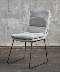 KAWOLA Stuhl VINCE Stoff hellgrau - KAWOLA Esszimmerstuhl Vince Stuhl Stoff hellgrau -Deutschland Stühle Verkaufs-Shop c81a1b29a8c040c8a3e7cfc716f3a468