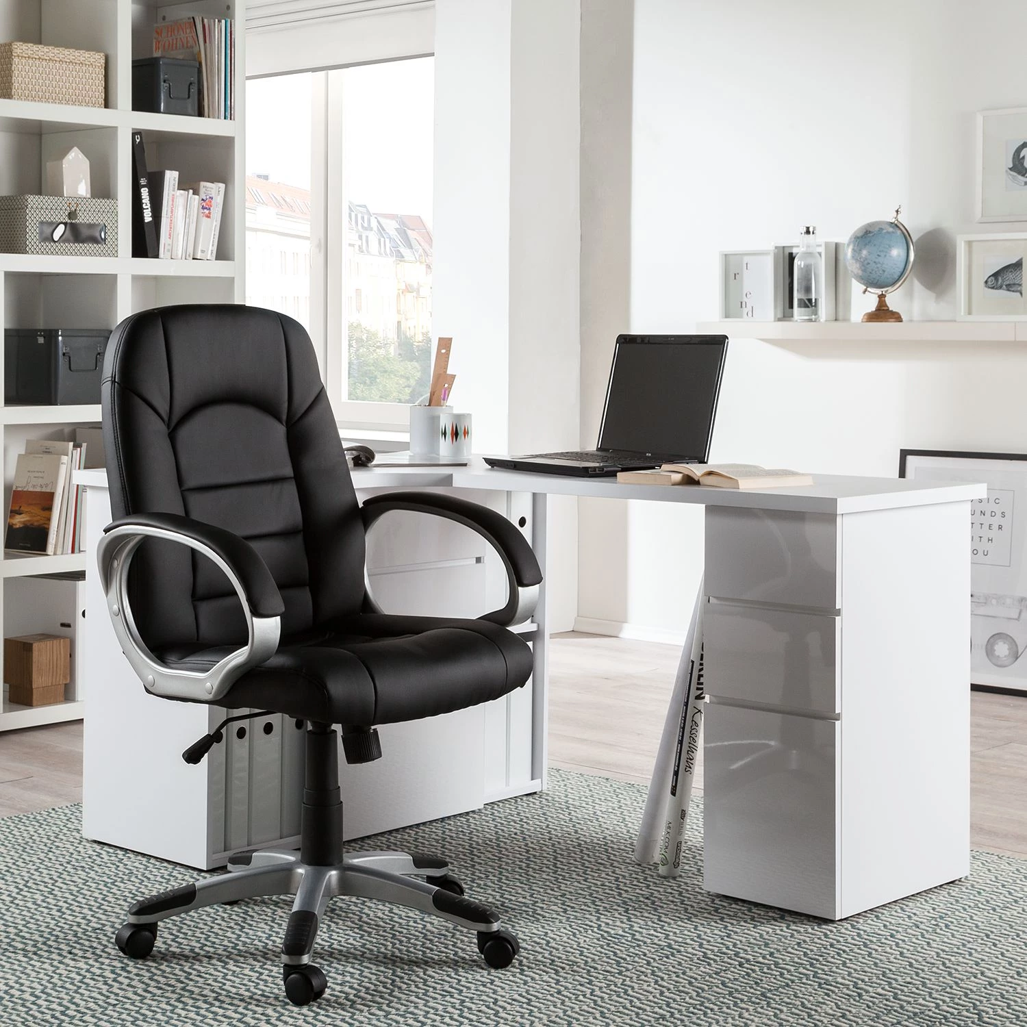 Fredriks Chefsessel Steve II - Kunstleder - Schwarz / Silbergrau 2 Fredriks Chefsessel Steve II - Kunstleder - Schwarz / Silbergrau – Bild 2