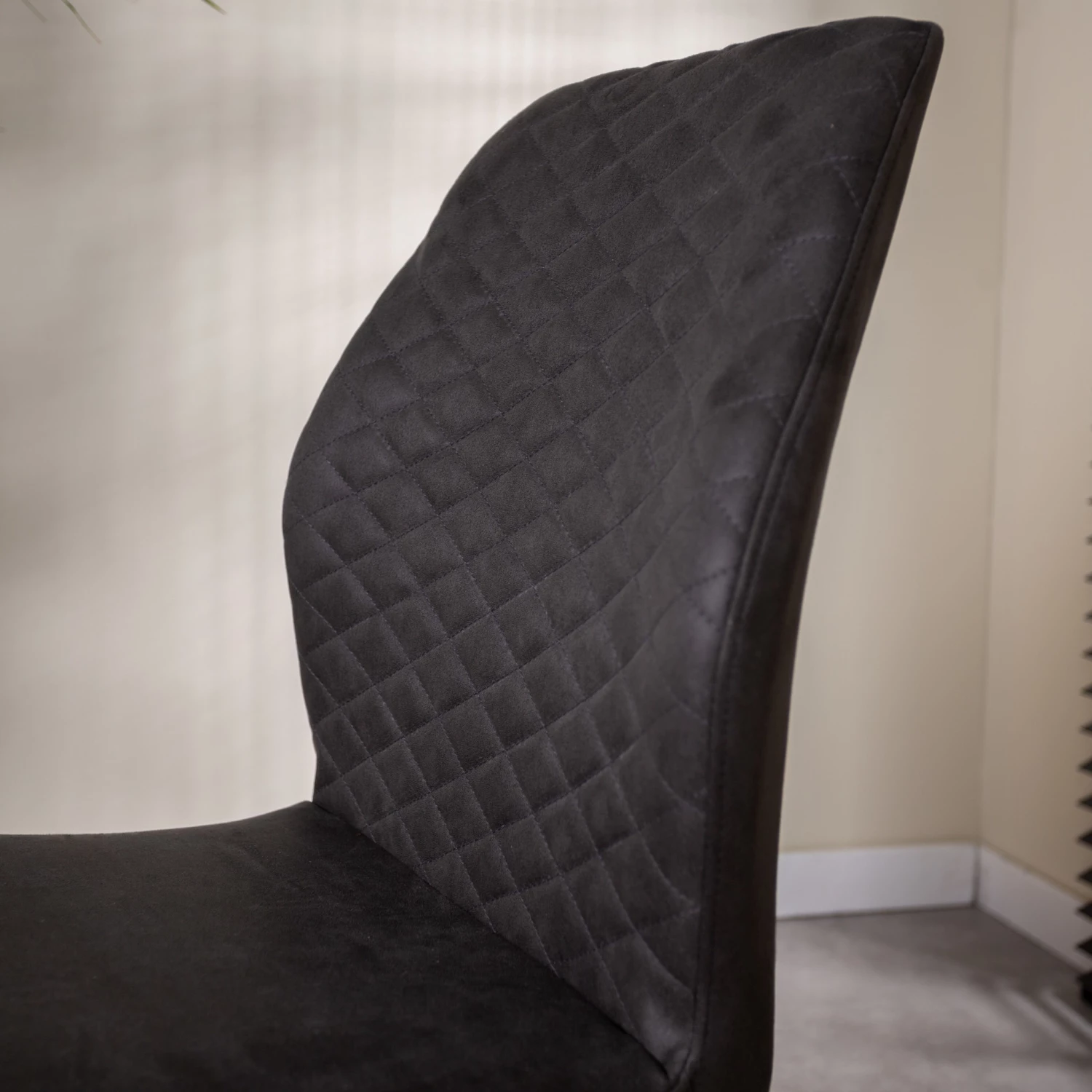 Dimehouse Grizzly Esszimmerstuhl Industrial - Anthrazit 5 Dimehouse Grizzly Esszimmerstuhl Industrial - Anthrazit – Bild 5